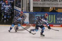 DEL - Eishockey - Saison 2020/21 - ERC Ingolstadt - Schwenninger Wild Wings - Die Mannschaft läuft zum warm machen auf das Eis - Simon Schütz (#97 ERCI) - Samuel Soramies (#28 ERCI) - Foto: Jürgen Meyer