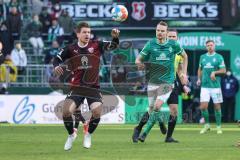 2.BL; SV Werder Bremen - FC Ingolstadt 04; Denis Linsmayer (23, FCI) Christian Groß (36 Bremen)
