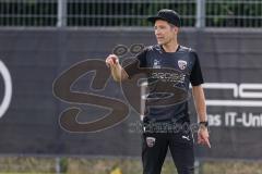 2. Bundesliga - FC Ingolstadt 04 - Trainingsauftakt mit neuem Trainerteam - Cheftrainer Roberto Pätzold (FCI)