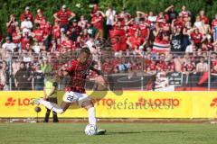 Toto-Pokal; Finale; FV Illertissen - FC Ingolstadt 04; Marcel Costly (22, FCI) trifft, Elfmeterschießen, hinten FCI Fans