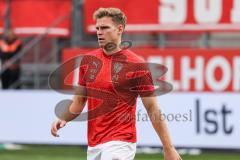 3. Liga; FC Ingolstadt 04 - SpVgg Unterhaching; vor dem Spiel Simon Lorenz (32, FCI)