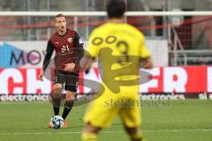 3. Liga; FC Ingolstadt 04 - Borussia Dortmund II; Tobias Schröck (21, FCI)