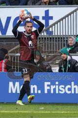 2.BL; SV Werder Bremen - FC Ingolstadt 04; Einwurf Valmir Sulejmani (33, FCI)