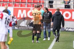 3. Liga; FC Ingolstadt 04 - FC Viktoria Köln; Sportdirektor Ivica Grlic  (FCI) ärgert sich wegen Roter Karte gegen Lukas Fröde (34, FCI)
