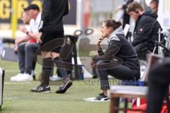 3. Liga; SV Sandhausen - FC Ingolstadt 04; an der Seitenlinie, Spielerbank Cheftrainerin Sabrina Wittmann (FCI) sitzt