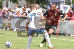 Testspiel; 3. Liga; TSV Berching - FC Ingolstadt 04; Leon Guwara (6, FCI) Zweikampf Kampf um den Ball Angriff