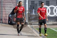 2. Bundesliga - FC Ingolstadt 04 - Trainingsauftakt mit neuem Trainerteam - Justin Butler (31, FCI) Jonatan Kotzke (25, FCI)