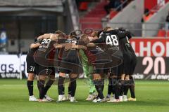 3. Liga; FC Ingolstadt 04 - Borussia Dortmund II; vor dem Spiel Teambesprechung