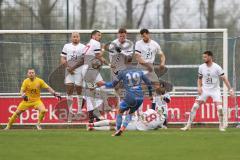 Toto Pokal; Halbfinale; FV Illertissen - FC Ingolstadt 04; Torwart Marius Funk (1, FCI) Freistoß Nico Fundel (19 FVI)