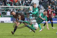 2.BL; SV Werder Bremen - FC Ingolstadt 04; Zweikampf Kampf um den Ball Rico Preißinger (6, FCI) Anthony Jung (3 Bremen)