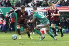 2.BL; SV Werder Bremen - FC Ingolstadt 04; Dennis Eckert Ayensa (7, FCI) Marco Friedl (32 Bremen) Marcel Gaus (19, FCI)