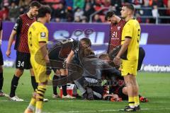 3. Liga; FC Ingolstadt 04 - Borussia Dortmund II; Jannik Mause (7, FCI) bleibt verletzt liegen