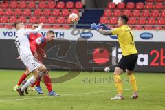 2.BL; 1. FC Heidenheim - FC Ingolstadt 04; Filip Bilbija (35, FCI) Torwart Müller Kevin (1, FCH)