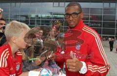 FC Bayern - Fahrzeugübergabe Audi - Saison 2011-2012 - Jerome Boateng
