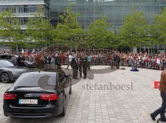 FC Bayern - Fahrzeugübergabe Audi - Saison 2011-2012