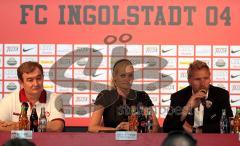FC Ingolstadt 04 - 1.FC Kaiserslautern 1:3 - Pressekonferenz - links Milan Sasic mitte Sabrina Bernecker und rechts Thorsten Fink
