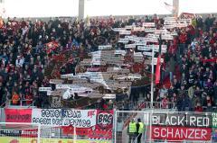 2.Liga - FC Ingolstadt 04 - Armenia Bielefeld 1:0 - Fans Jubel Spruchband