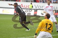 2.BL - FC Ingolstadt 04 - FC Energie Cottbus - 1:0 - Collin Quaner zieht ab und erzielt das 1:0 und damit den Siegtreffer Tor
