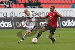 2. BL - FC Ingolstadt 04 - SV Sandhausen - 1:1 - Marvin Matip Zweikampf gegen Nicky Adler