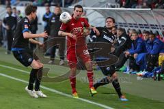 2. BL - Saison 2013/2014 - FC Ingolstadt 04 - SC Paderborn - mitte Pascal Groß (20) wird abgeschirmt
