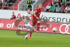 2. BL - FC Ingolstadt 04 - 1. FC Köln - 2014 - Philipp Hofmann (28) zieht zum Tor, daneben