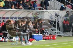 2. BL - Saison 2013/2014 - FC Ingolstadt 04 - SC Paderborn - Tor und Führung 1:2 für Paderborn, Cheftrainer Ralph Hasenhüttl schlägt die Hände vors Gesicht