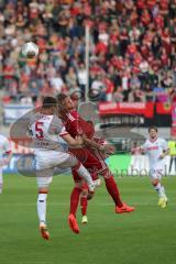 2. BL - FC Ingolstadt 04 - 1. FC Köln - 2014 - Kopfballduell, Philipp Hofmann (28) und Dominic Halfar (5)