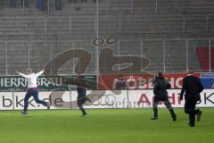 2. Bundesliga - FC Ingolstadt 04 - VfR AAlen - 4:1 - Flitzer nach dem 4:1