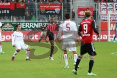 2. BL - FC Ingolstadt 04 - 1. FC Kaiserslautern - Roger de Oliveira Bernardo (8) klärt