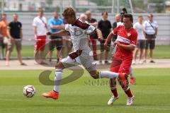 2. Bundesliga - Testspiel - FC Ingolstadt 04 - VfB Stuttgart II - Saison 2014/2015 - Lukas Hinterseer (16) sprintet mit dem Ball zum Tor
