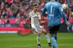 1. Bundesliga - Fußball - FCBayern - FC Ingolstadt 04 - Lukas Hinterseer (16, FCI) scheitert an Manuel Neuer (1 Bayern)