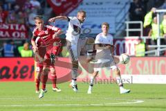 1. Bundesliga - Fußball - FC Ingolstadt 04 - FC Bayern München - Stefan Lex (14, FCI) Rafinha (13 Bayern) Thomas Müller (25 Bayern)
