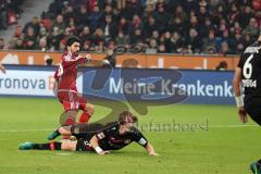 1. Bundesliga - Fußball - Bayer Leverkusen - FC Ingolstadt 04 - Almog Cohen (36, FCI) trifft zum 2:1 Tor Jubel über Tin Jedvaj (16 Leverkusen ) Aleksandar Dragovic (Leverkusen 6)