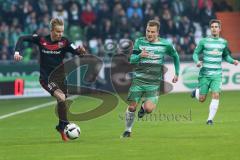 1. Bundesliga - Fußball - Werder Bremen - FC Ingolstadt 04 - Florent Hadergjonaj (33, FCI) Philipp Bargfrede (44 Bremen)