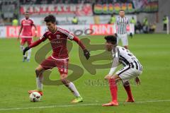 1. Bundesliga - Fußball - Eintracht Frankfurt - FC Ingolstadt 04 - Alfredo Morales (6, FCI)  gegen Omar Mascarell (39 Frankfurt)