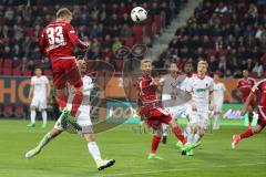 1. Bundesliga - Fußball - FC Augsburg - FC Ingolstadt 04 - Torchance verpasst Kopfball Florent Hadergjonaj (33, FCI)