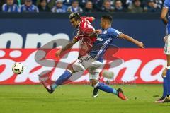 1. Bundesliga - Fußball - FC Schalke 04 - FC Ingolstadt 04 - Darío Lezcano (11, FCI) und Dennis Aogo (15 Schalke)