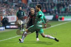 1. Bundesliga - Fußball - Werder Bremen - FC Ingolstadt 04 - Moritz Hartmann (9, FCI) Santiago Garcia (2 Bremen)