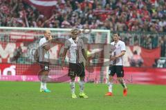 1. Bundesliga - Fußball - FC Bayern - FC Ingolstadt 04 - Darío Lezcano (11, FCI) schimpft zu Schiedsrichter