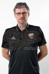1. Bundesliga - Fußball - FC Ingolstadt 04 - Fotoshooting - Portrait - Co-Trainer Michael Henke (FCI)