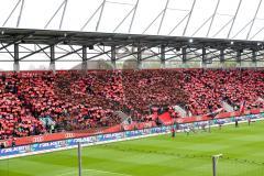 1. Bundesliga - Fußball - FC Ingolstadt 04 - Werder Bremen - Choreographie alle in Rot, Jubel Fans Fankurve Fahnen Einmarsch