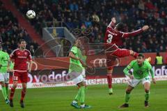 1. Bundesliga - Fußball - FC Ingolstadt 04 - VfL Wolfsburg -  Anthony Jung (3, FCI) trifft mit dem Kopf zum 1:0 Tor Treffer Jubel