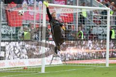1. BL - Saison 2016/2017 - FC Ingolstadt 04 - TSG 1899 Hoffenheim - Ørjan Nyland (#26 FCI) konzentriert auf den Ball - Parade - Foto: Meyer Jürgen
