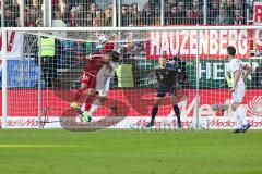 1. BL - Saison 2016/2017 - FC Ingolstadt 04 - FC Bayern München - Lezcano Farina,Dario (#37 FCI) beim Kopfball -  Foto: Meyer Jürgen