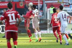 1. Bundesliga - Fußball - FC Ingolstadt 04 - FC Bayern - Alfredo Morales (6, FCI)  Robert Lewandowski (9 Bayern)