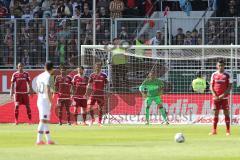 1. Bundesliga - Fußball - FC Ingolstadt 04 - Bayer 04 Leverkusen - Freistoß #le20, im Tor Torwart Martin Hansen (35, FCI) Mauer