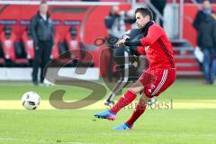 1. BL - Saison 2016/2017 - FC Ingolstadt 04 - FC Bayern München - Stefan Lex (#14 FCI) beim warm machen - Foto: Meyer Jürgen