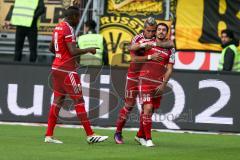 1. BL - Saison 2016/2017 - FC Ingolstadt 04 - Borussia Dortmund - Lezano Farina,Dario (#37 FCI) freut sich über den Führungstreffer zum 1:0 von Almog Cohen (#36 FCI) - Foto: Meyer Jürgen