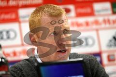 1. Bundesliga - Fußball - FC Ingolstadt 04 - Hamburger SV HSV - 3:1 - Pressekonferenz nach dem Spiel, Cheftrainer Markus Gisdol (HSV) und Cheftrainer Maik Walpurgis (FCI)