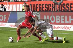 1. Bundesliga - Fußball - FC Ingolstadt 04 - Bayer 04 Leverkusen - Zweikampf Sonny Kittel (21, FCI) Benjamin Heinrichs (Leverkusen 39)